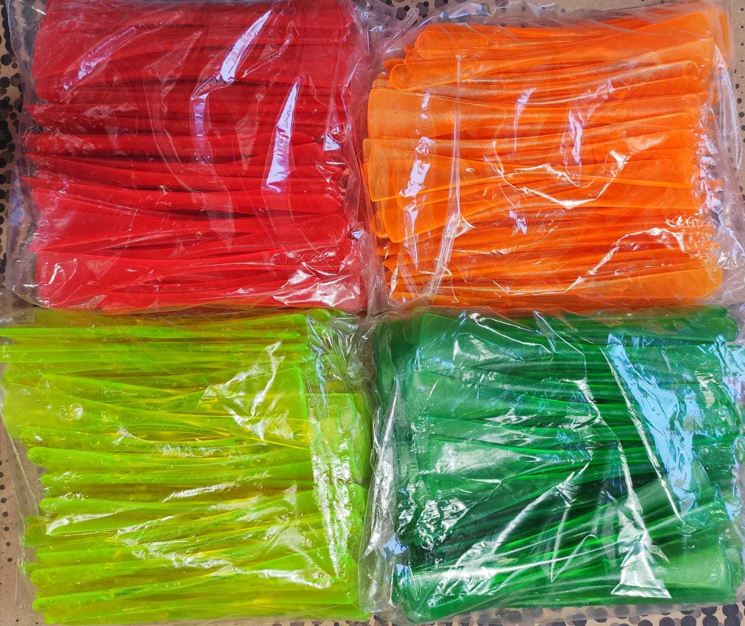 Lüks Plastik Dondurma Kaşığı Renkli ( 100 Adet )